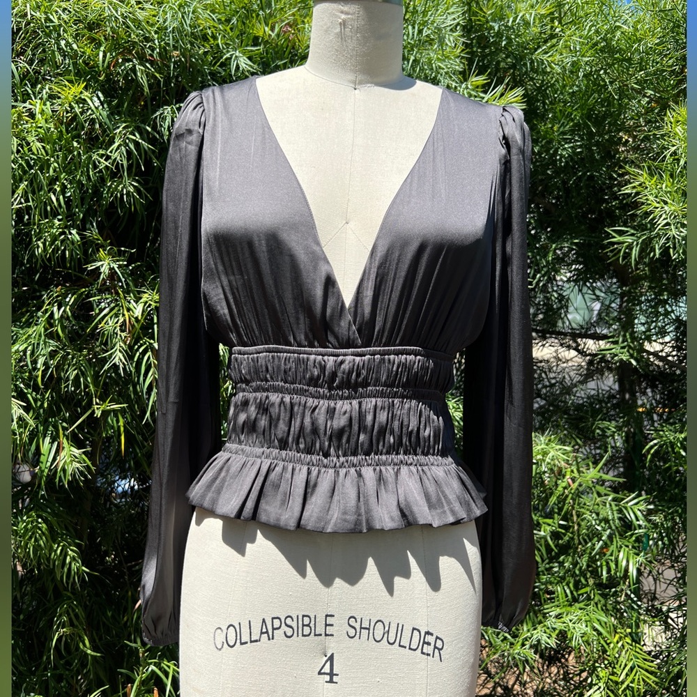 Reset Top, Size Medium, 100% Polyester - image 1